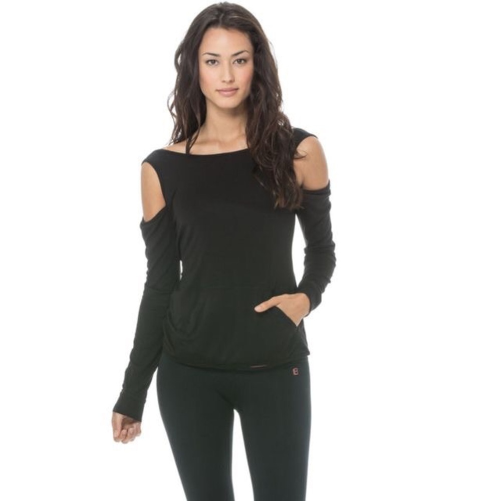 Body Language White Razor Pullover - Picture 7 of 8